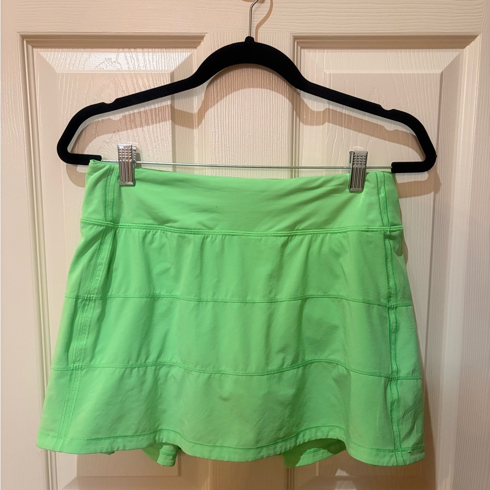 lululemon athletica Green Skirt size 6 long